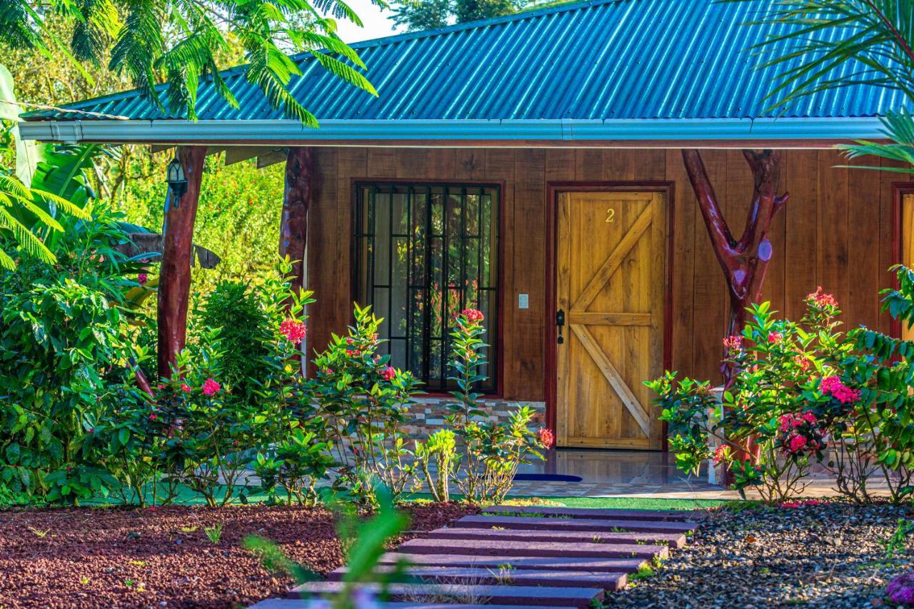 Rio Celeste Springs Blue Lodge Bijagua Exterior photo